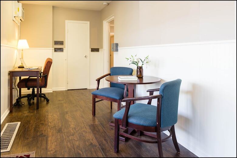 Hotel Marina Inn & Event Center