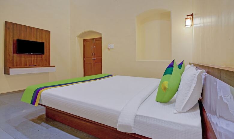 Hotel Treebo Shalimar In The Forest