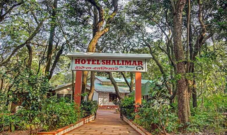 Hotel Treebo Shalimar In The Forest