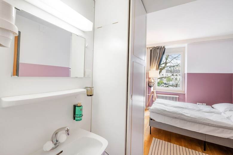 Becozy Self Check-in & Pop-up Hotel