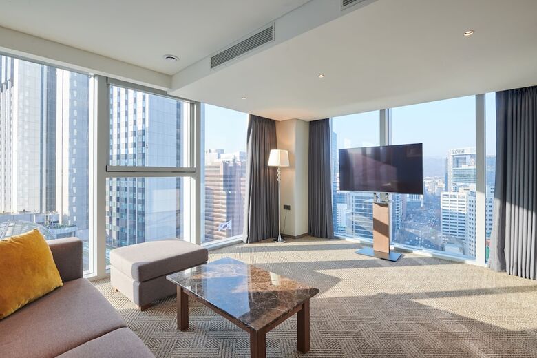 Stanford Hotel Myeongdong
