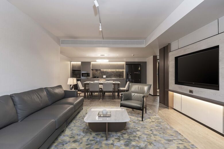 Gardina Asoke Hotel & Residence