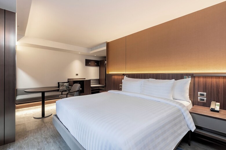 Gardina Asoke Hotel & Residence
