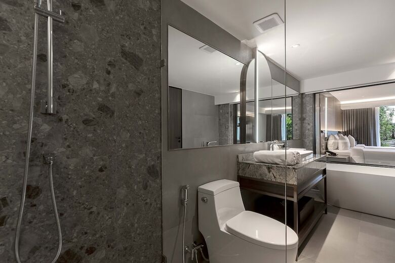 Gardina Asoke Hotel & Residence