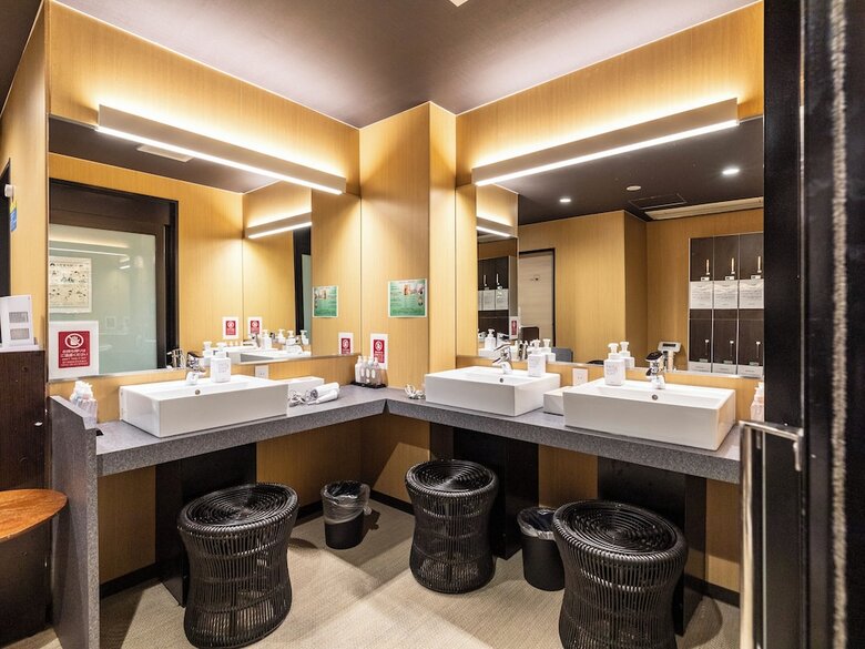 Trust Hotel