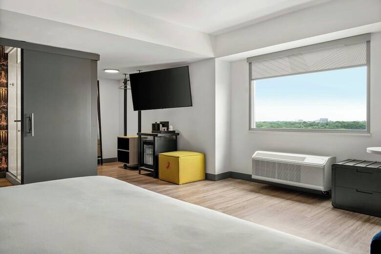 Hotel Aloft Chicago Schaumburg