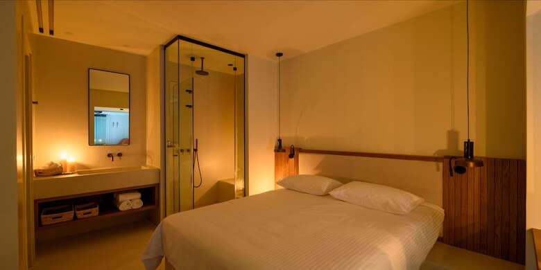 Potnia Theron Suites