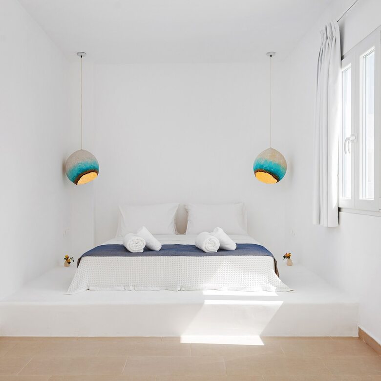 Voca Hotel & Suites