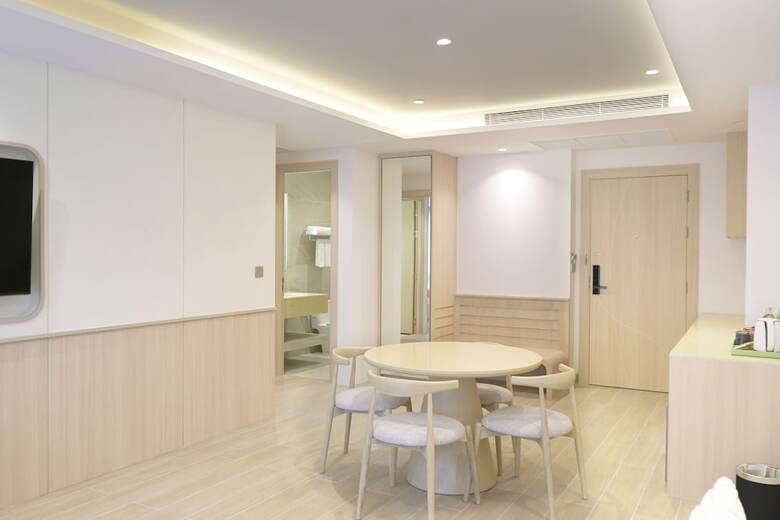 Hotel Wyndham Garden Naithon Phuket