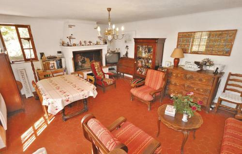 Holiday Home Chemin D�astouret