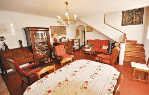 Holiday Home Chemin D�astouret