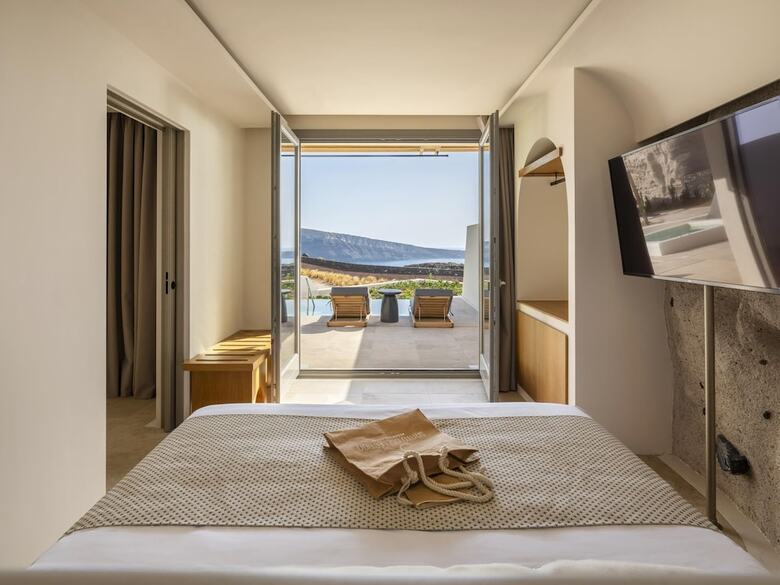 Hotel Santo Mine Oia Suites