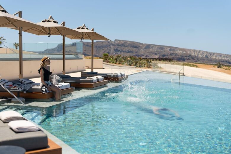 Hotel Santo Mine Oia Suites