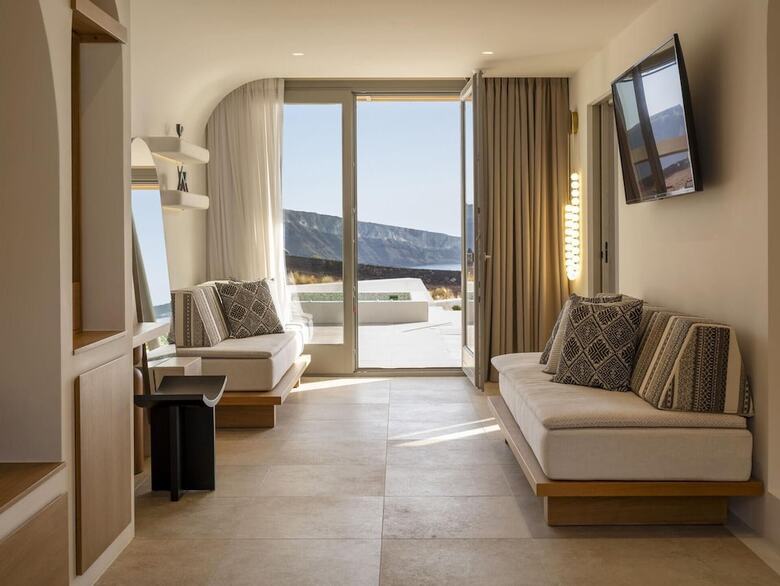 Hotel Santo Mine Oia Suites