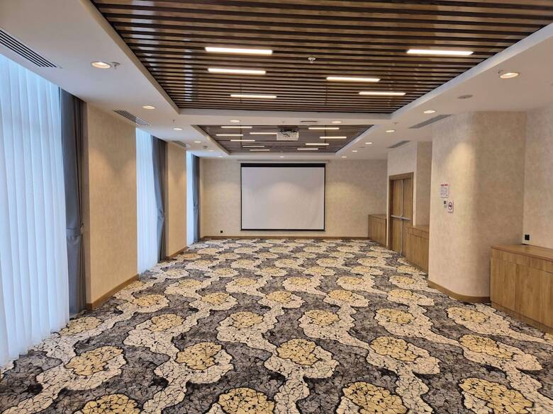 Hotel Hilton Garden Inn Termez Airitom