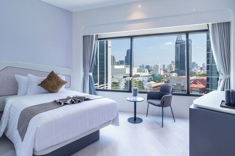 Queensland Hotel Bangkok