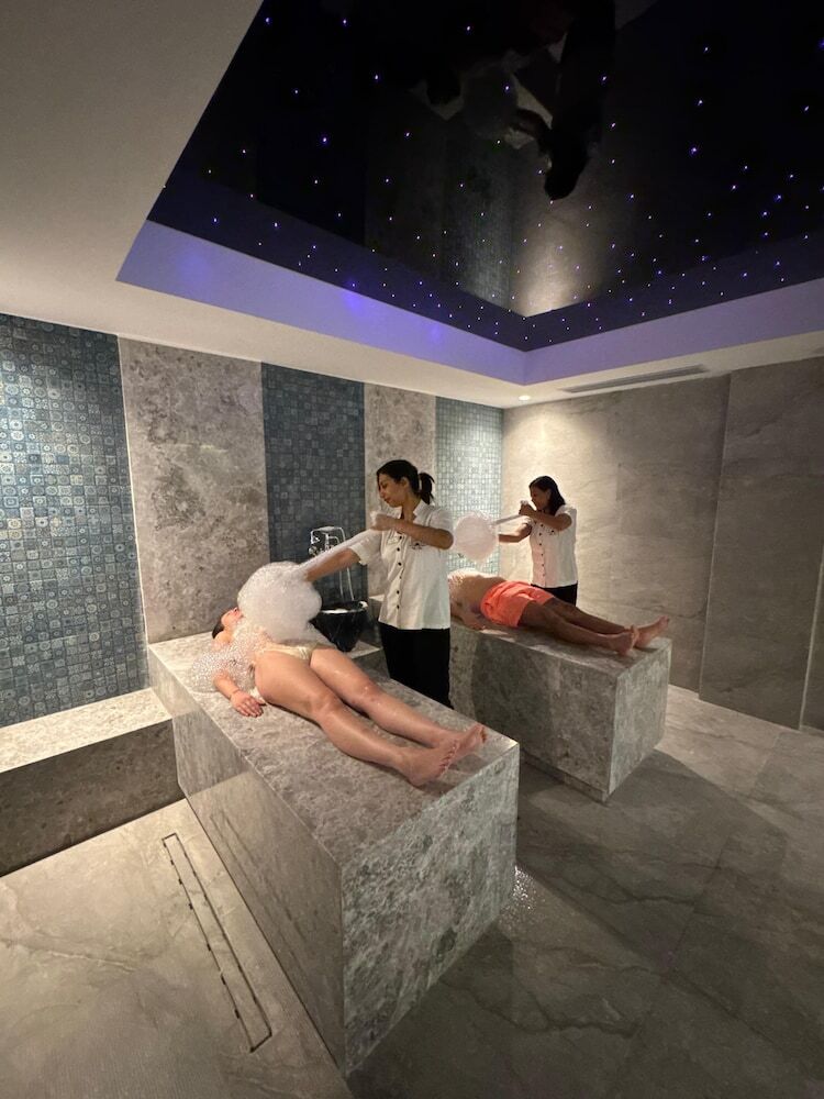 Hotel Sentido Naga Bay