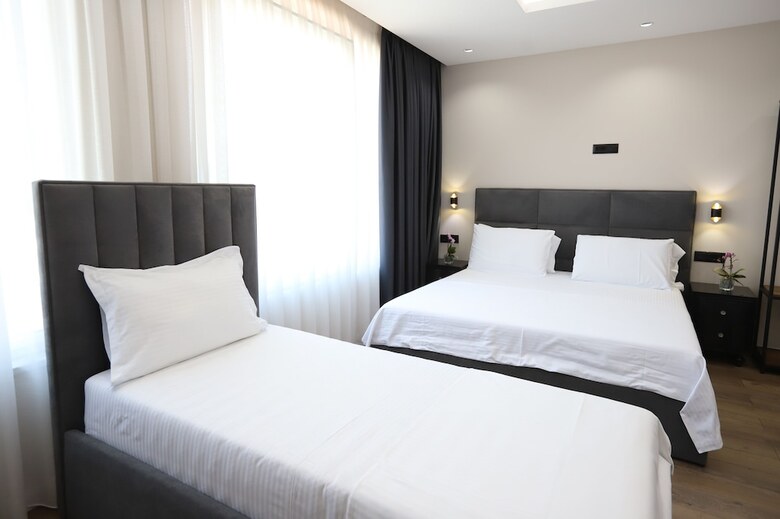 Imperator Hotel