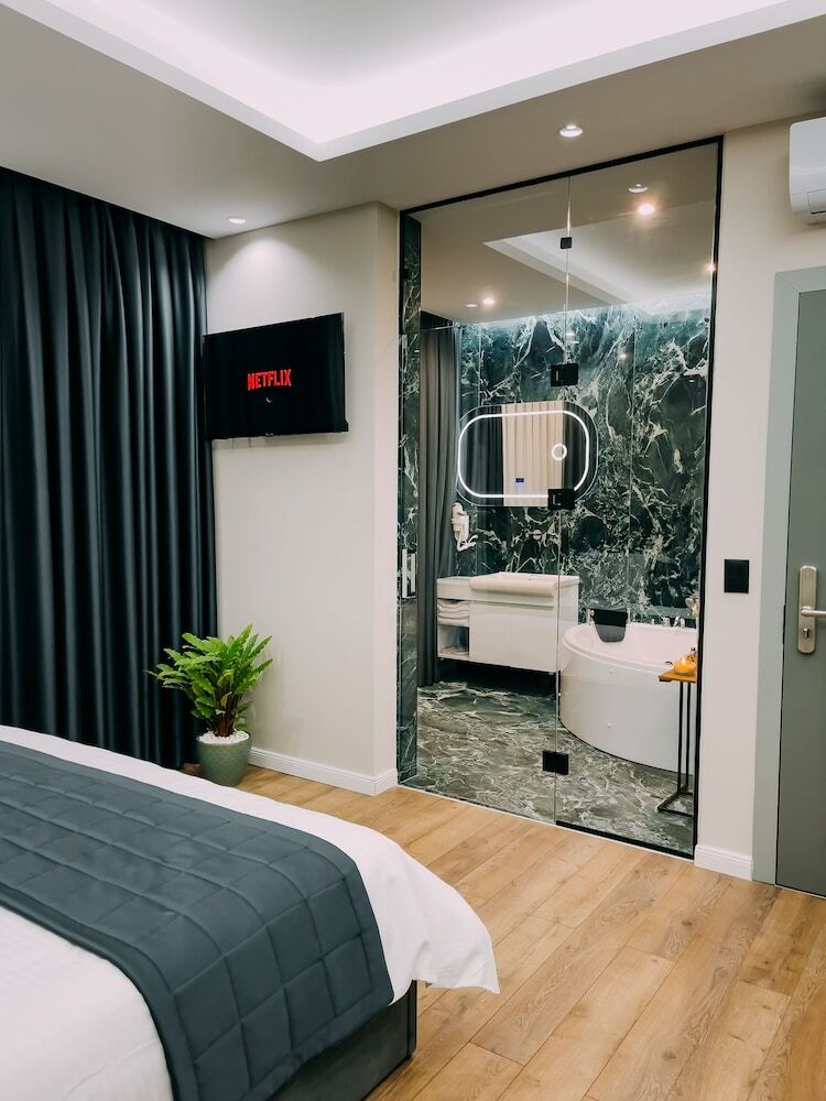 Imperator Hotel