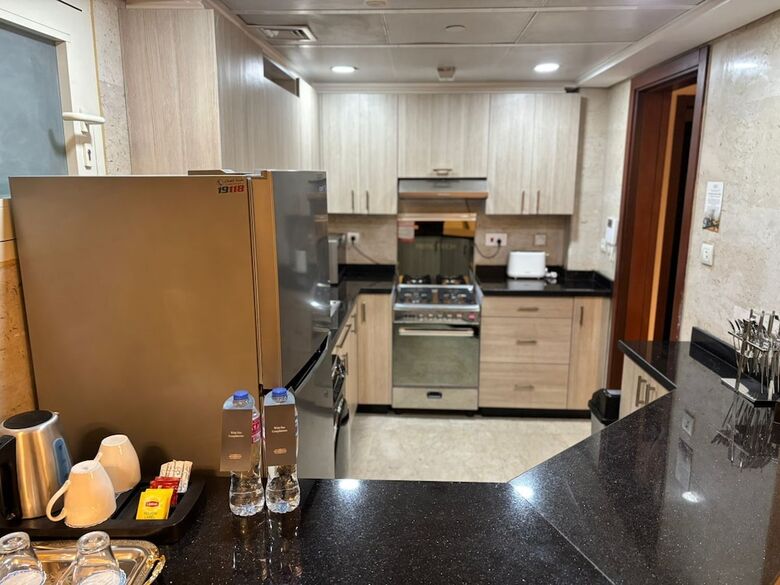 Aparthotel Nile Suites Plaza Apartments