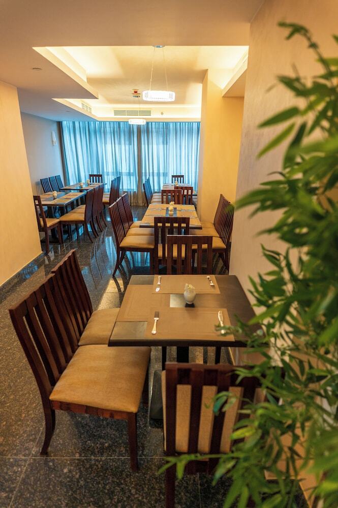 Aparthotel Nile Suites Plaza Apartments