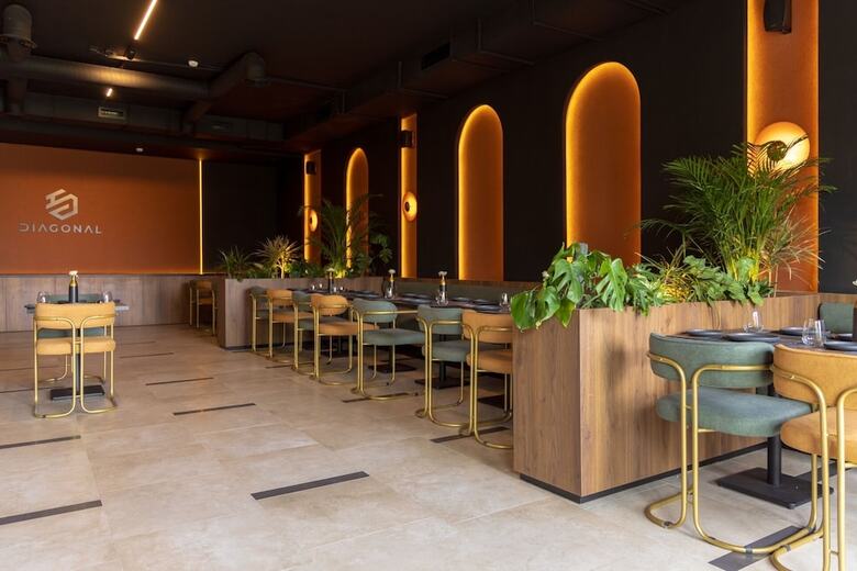 Diagonal Hotel
