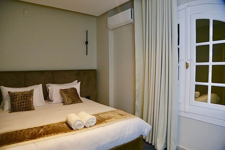 Hotel Golden House