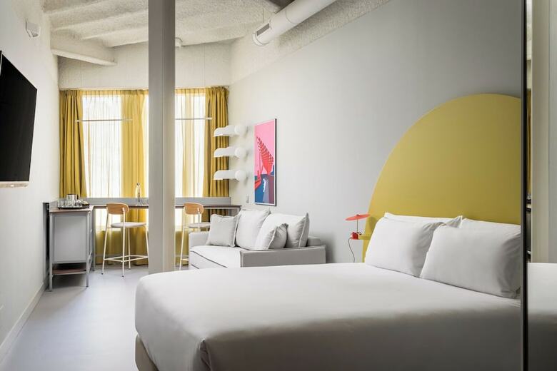 Hotel Bypillow Flamant