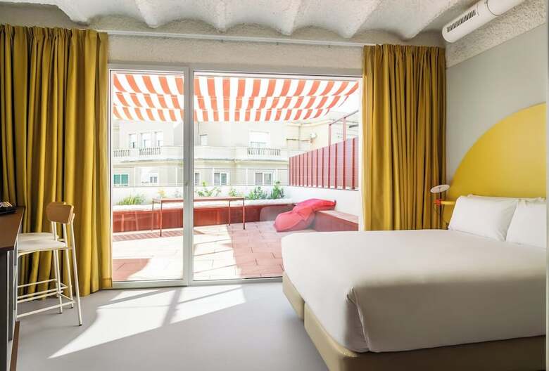 Hotel Bypillow Flamant