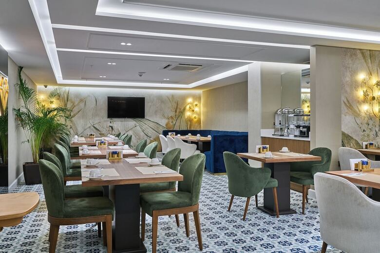 Rayelin Hotel Old City