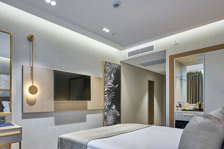 Rayelin Hotel Old City