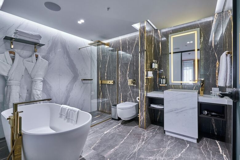 Rayelin Hotel Old City