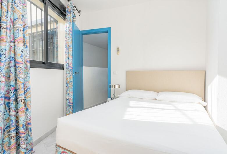 Hotel Smartr Sevilla Las Due�as