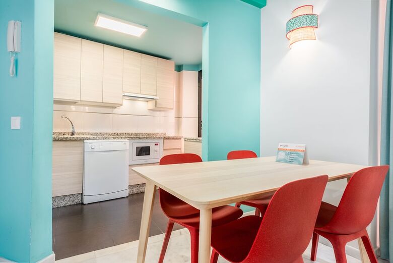 Hotel Smartr Sevilla Las Due�as