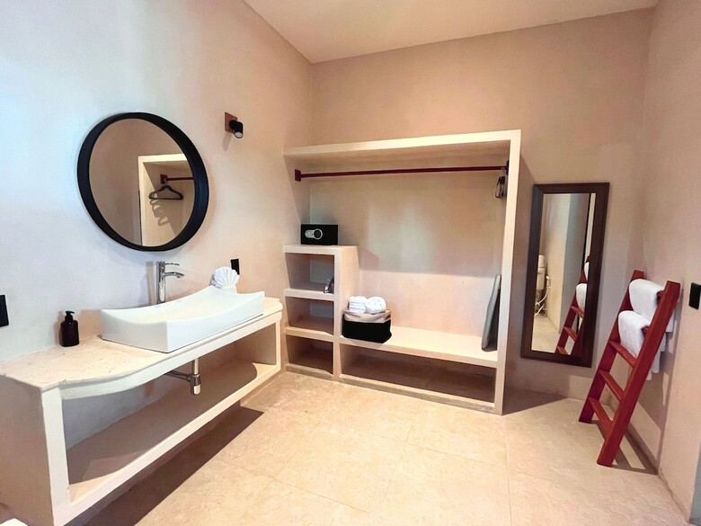 Beachfront Hotel Boutique Dk