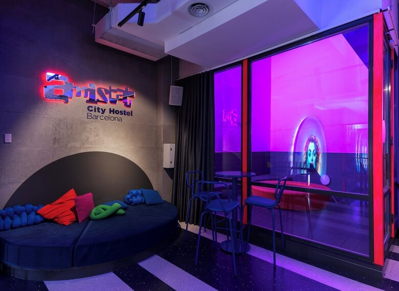 Hostal Amistat City Hostel Barcelona
