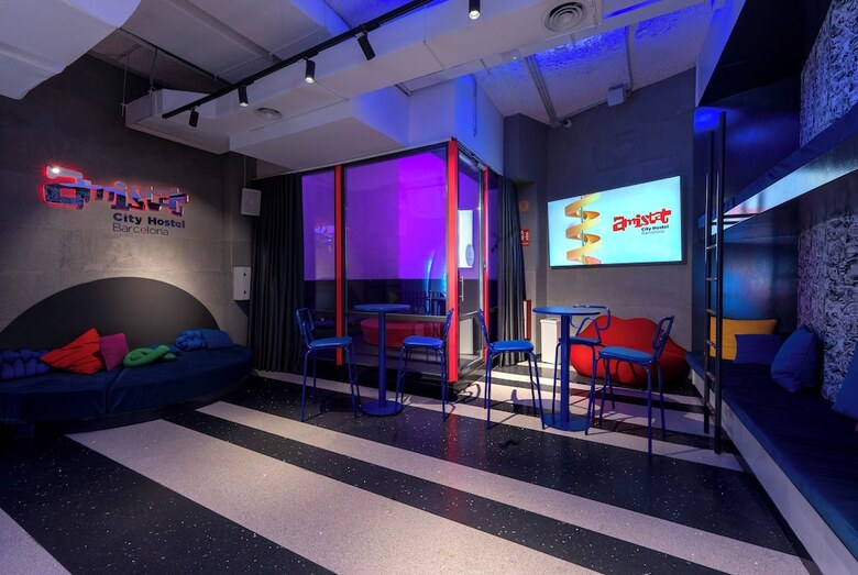 Hostal Amistat City Hostel Barcelona