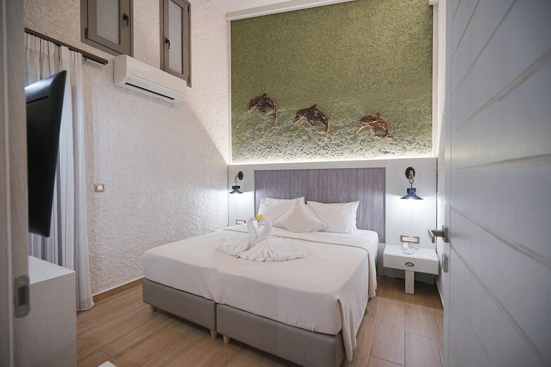 Flamingos Hotel