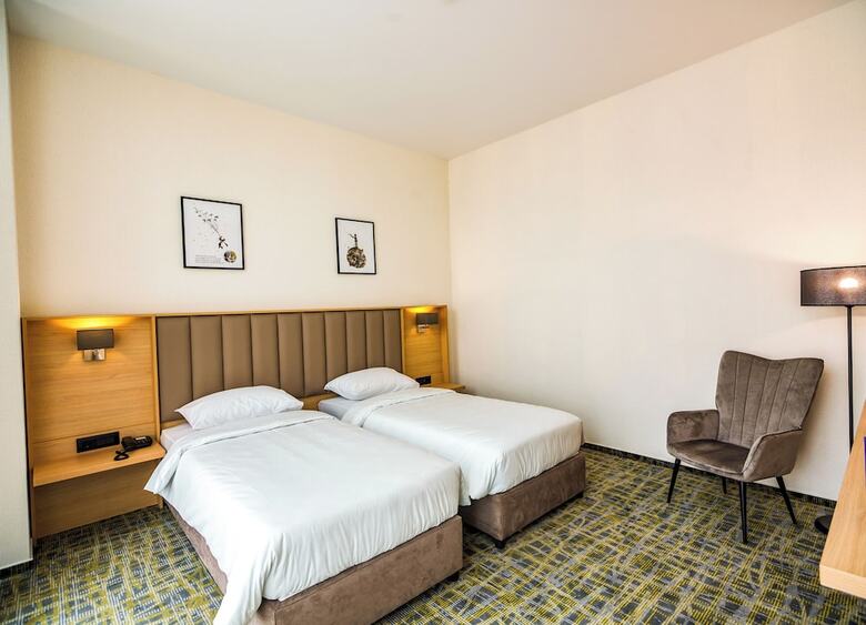 B1 City Hotel