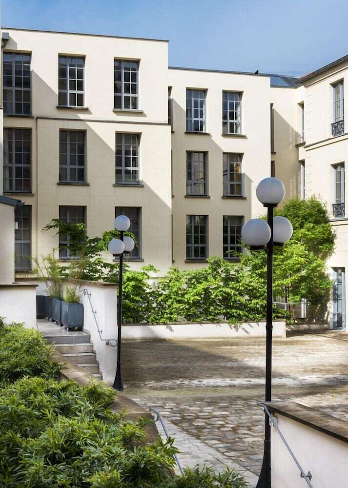 Le Logis Versaillais