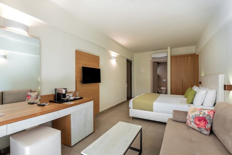 Hotel Airis Boutique & Suites