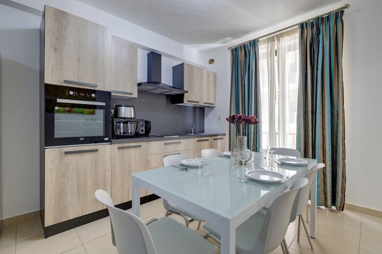 Aparthotel Sliema Tigne Suites