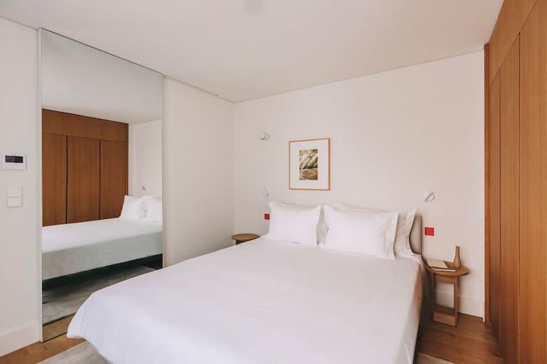 Hotel Lenscape Coterie