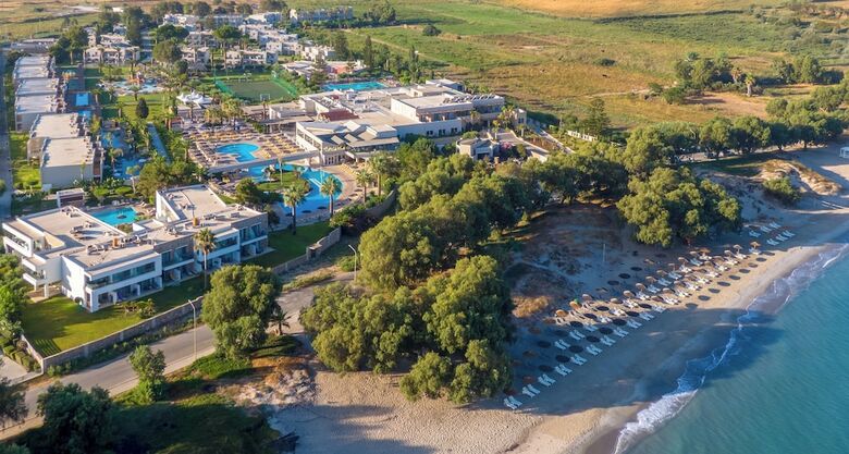 Hotel Akti Coast Club