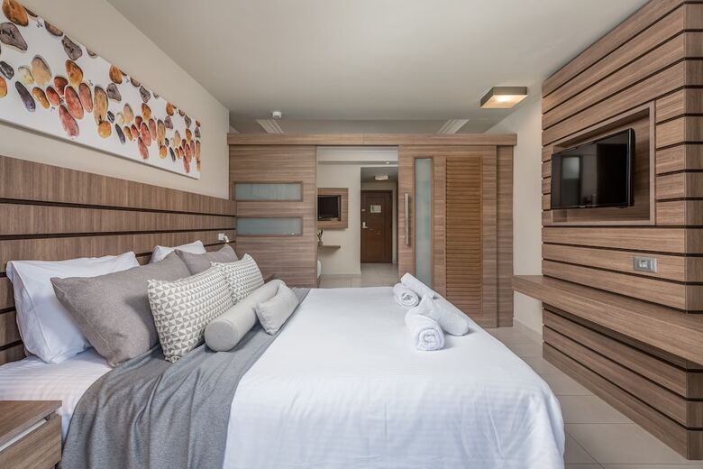 Hotel Akti Coast Club