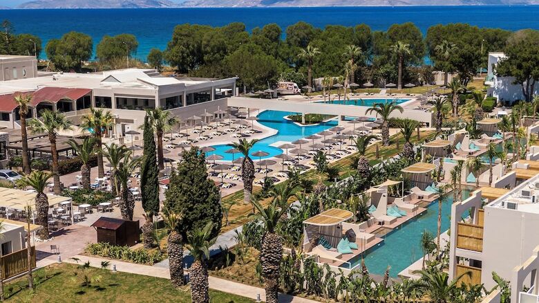 Hotel Akti Coast Club