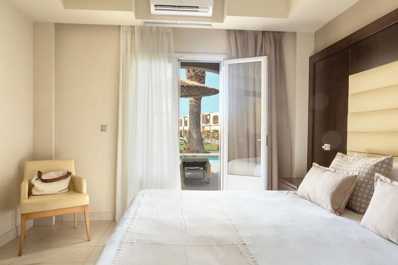 Hotel Akti Coast Club