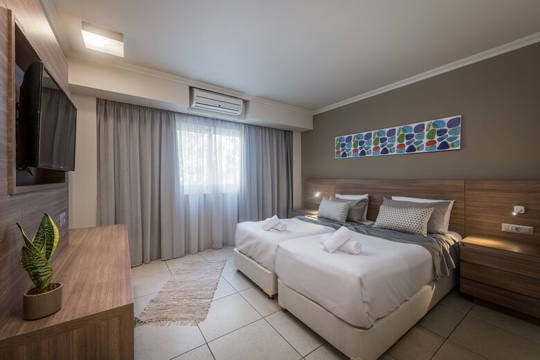 Hotel Akti Coast Club