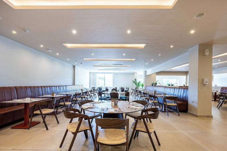 Hotel Akti Coast Club