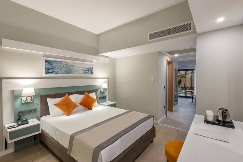 Arcanus Hotels Trendline Side